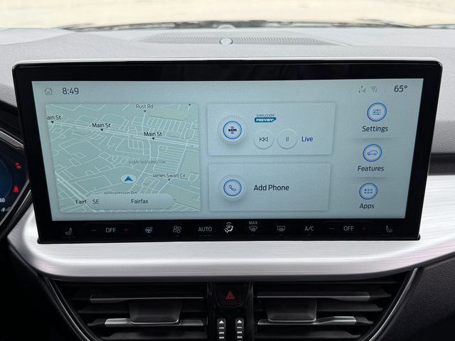 Certified 2025 Ford Escape SE w/ PHEV Premium Package image 12