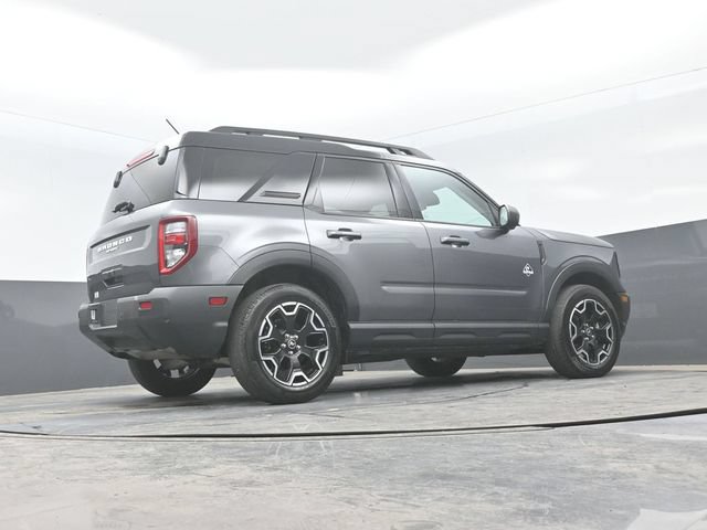 Certified 2025 Ford Bronco Sport Outer Banks w/ Outer Banks Tech Package+ AWD/4WD image 21