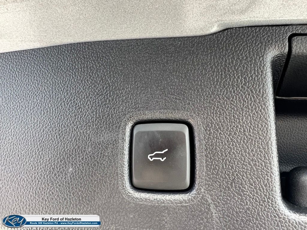 Certified 2024 Ford Escape ST-Line w/ Equipment Group 301A FWD image 30