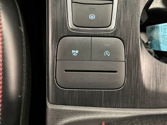 Certified 2024 Ford Escape ST-Line AWD/4WD image 32