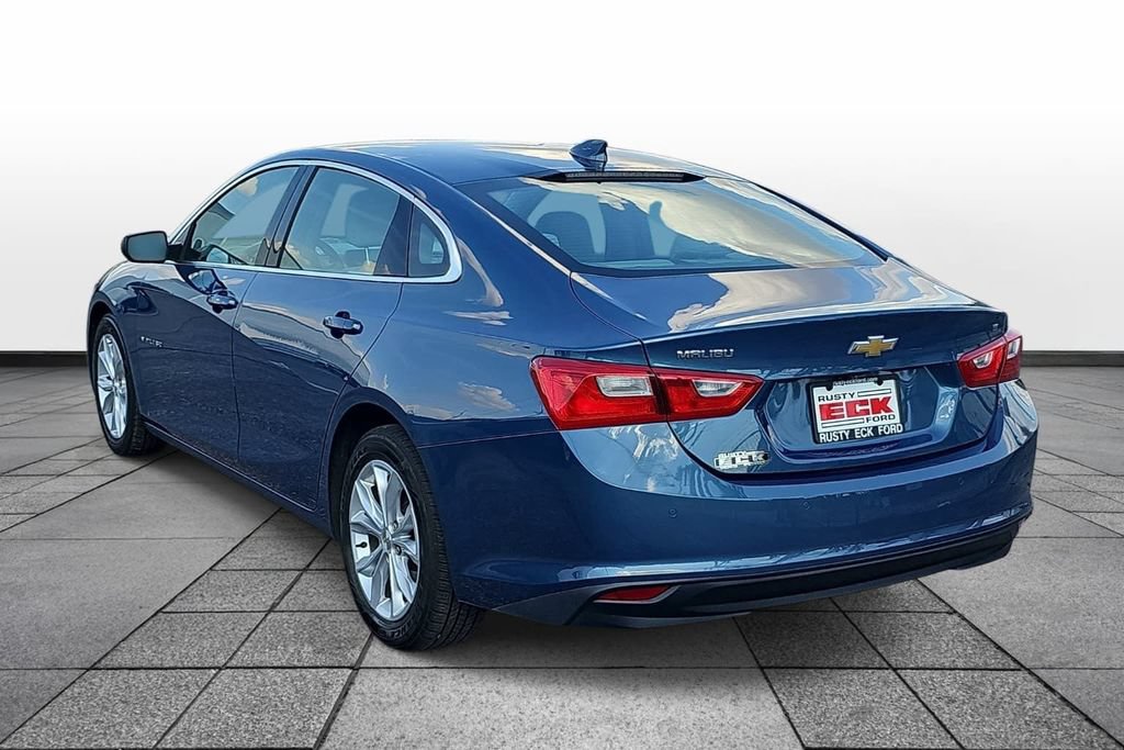Used 2025 Chevrolet Malibu LT FWD image 7