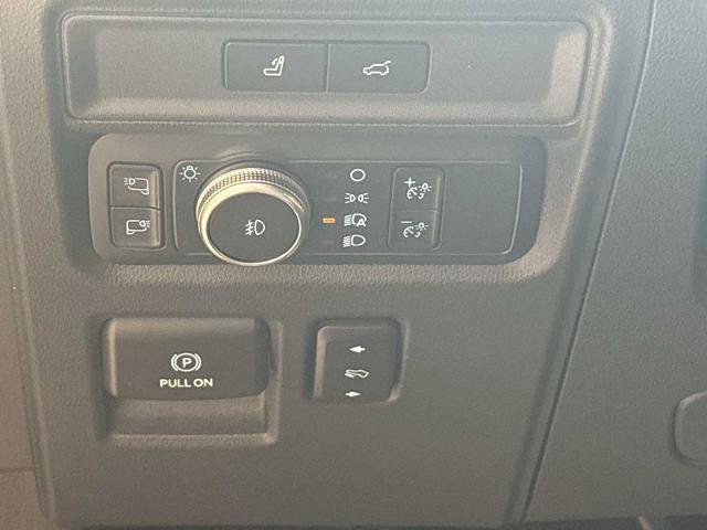 Certified 2022 Ford Expedition Max Platinum image 18