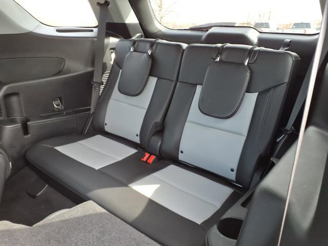 Certified 2023 Ford Explorer XLT w/ Equipment Group 202A image 10