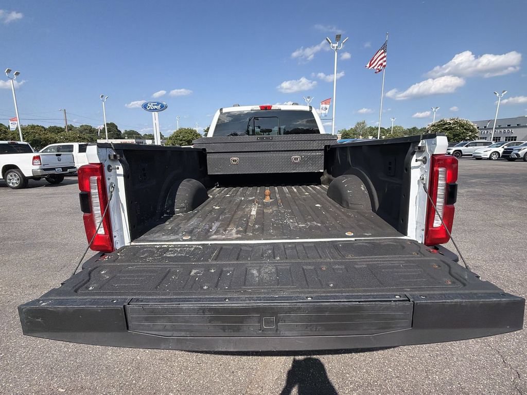 Certified 2025 Ford F350 XLT w/ 360-Degree Camera Package AWD/4WD image 25