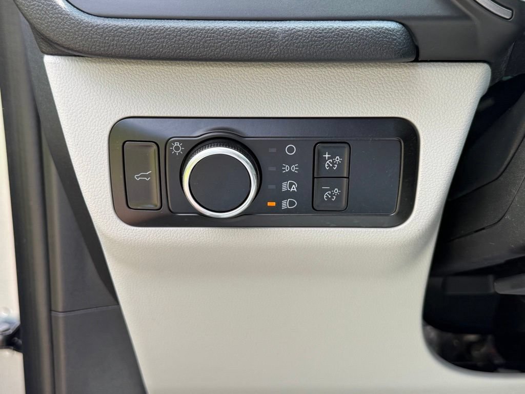 Certified 2023 Ford Escape Active AWD/4WD image 18