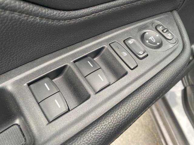 Used 2023 Honda Odyssey Touring image 13