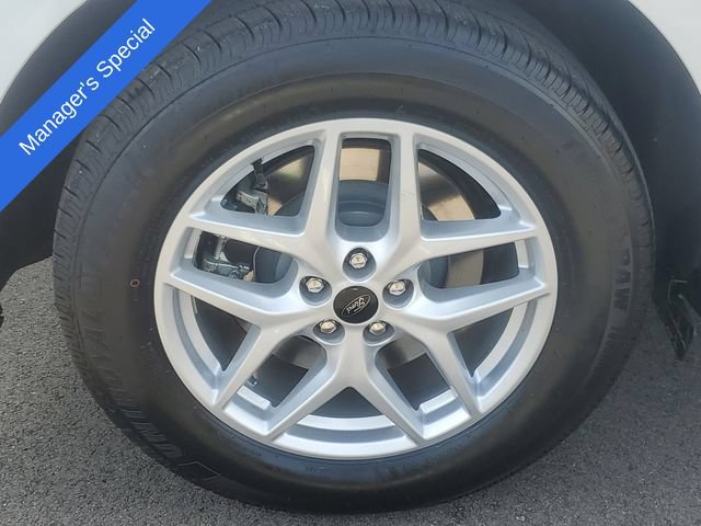 Certified 2023 Ford Edge SEL w/ Convenience Package AWD/4WD image 5