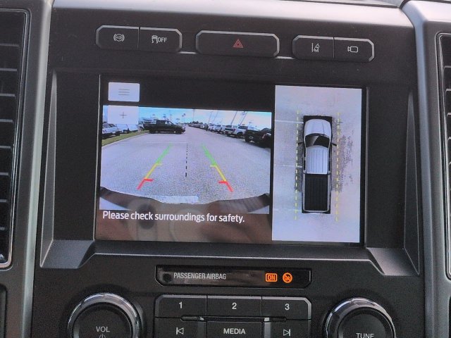 Certified 2022 Ford F350 XLT w/ XLT Premium Package AWD/4WD image 21