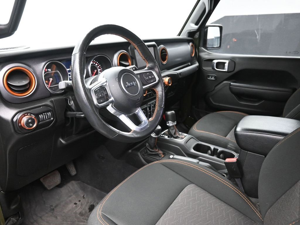 Used 2022 Jeep Gladiator Mojave w/ Cold Weather Group image 32