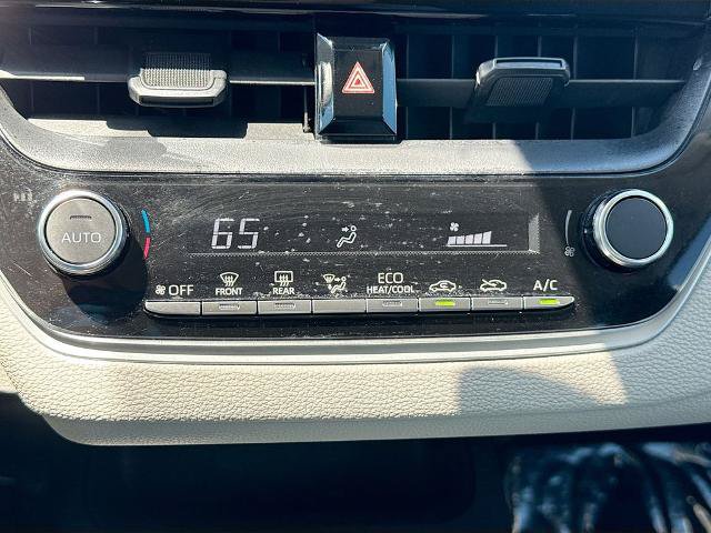 Used 2023 Toyota Corolla LE FWD image 14