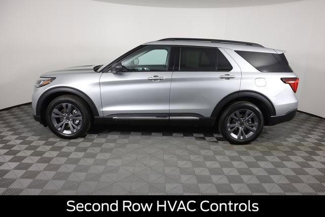 Certified 2025 Ford Explorer Active w/ Active Comfort Package image 2