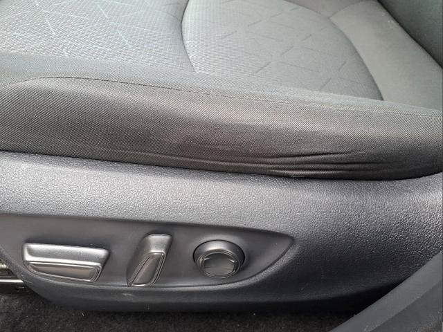 Used 2024 Toyota RAV4 XLE FWD image 18