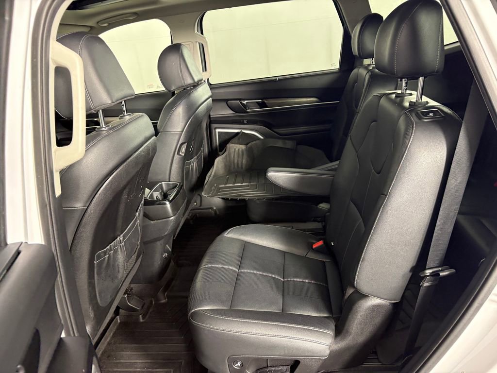 Used 2021 Kia Telluride EX w/ EX Premium Package AWD/4WD image 28