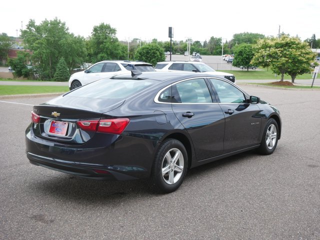 Used 2022 Chevrolet Malibu LS w/ Driver Confidence Package II FWD image 5