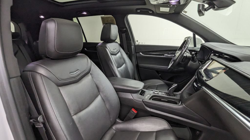 Used 2020 Cadillac XT6 Premium Luxury AWD/4WD image 41