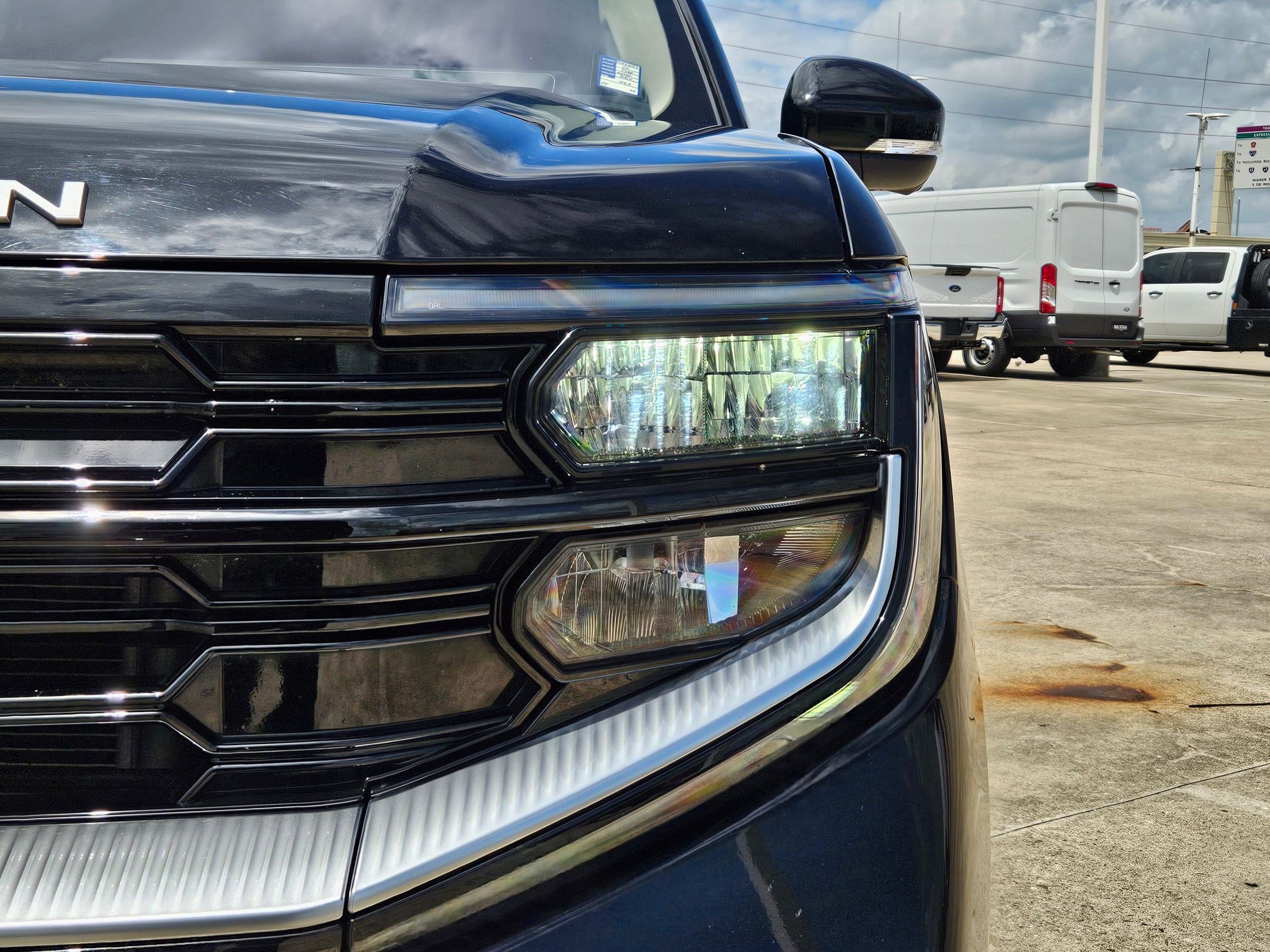 Certified 2025 Ford Expedition Platinum AWD/4WD image 12