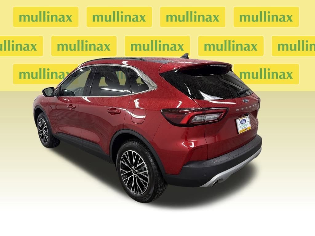 Certified 2026 Ford Escape SE w/ PHEV Premium Package image 3