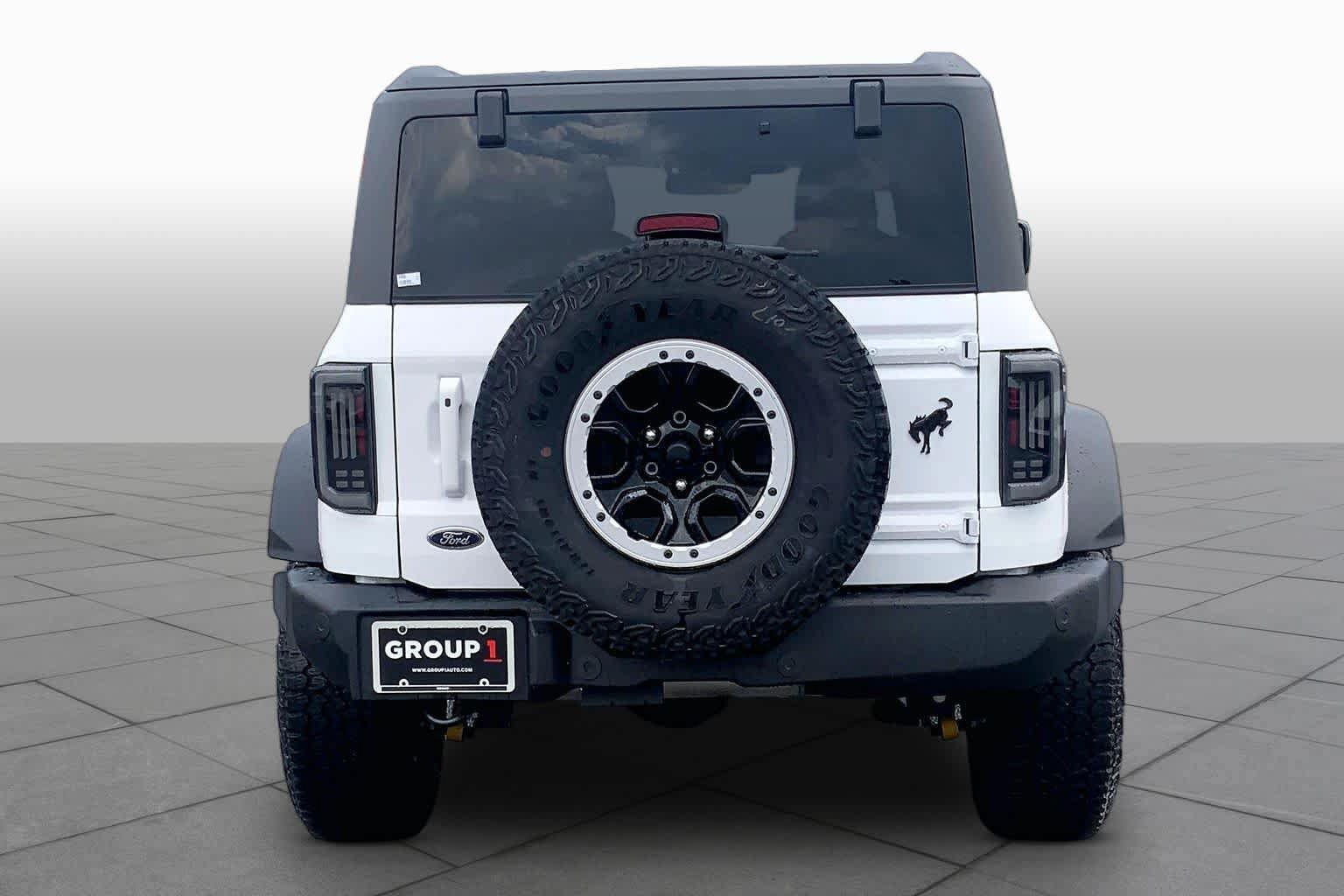 Certified 2025 Ford Bronco Outer Banks w/ Sasquatch Package AWD/4WD image 5