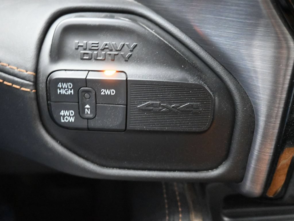 Used 2024 RAM 2500 Limited w/ Towing Technology Group AWD/4WD image 13