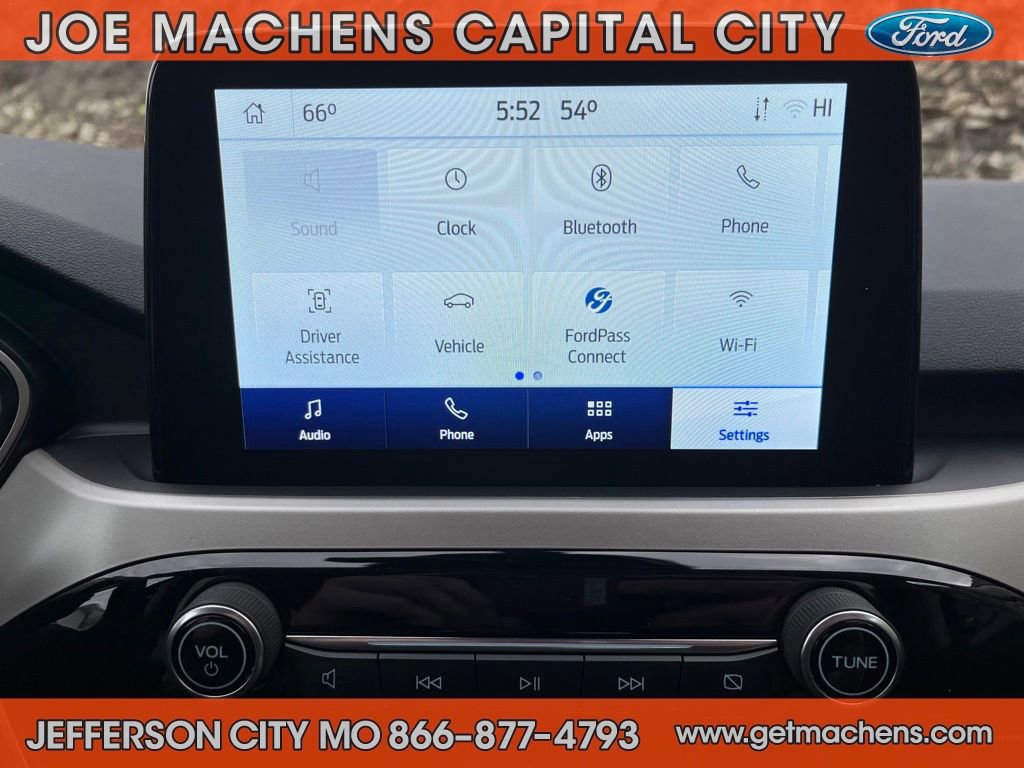 Certified 2022 Ford Escape SE w/ SE Sport Appearance Package image 13