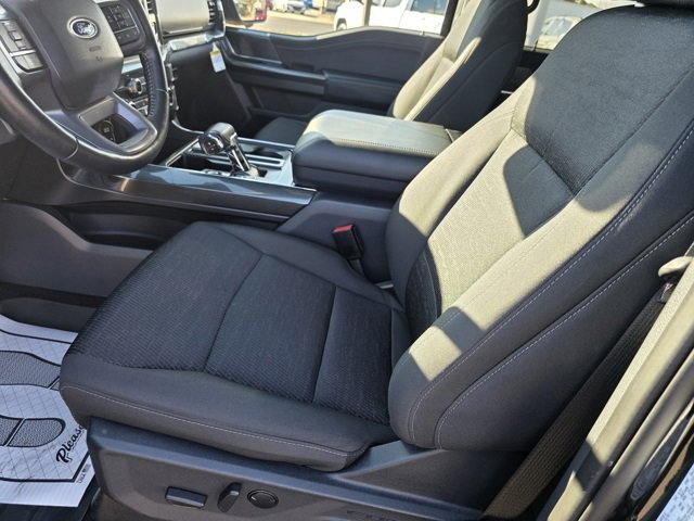 Certified 2022 Ford F150 XLT w/ Equipment Group 302A High image 16