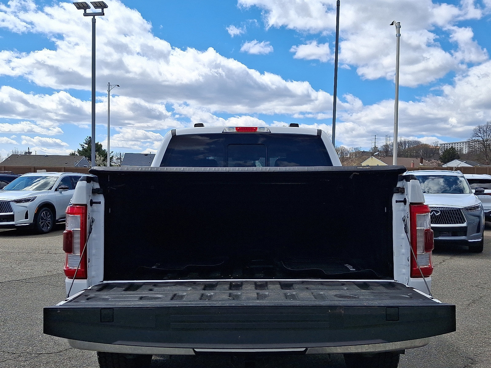 Certified 2022 Ford F150 Lariat w/ Equipment Group 501A Mid image 28