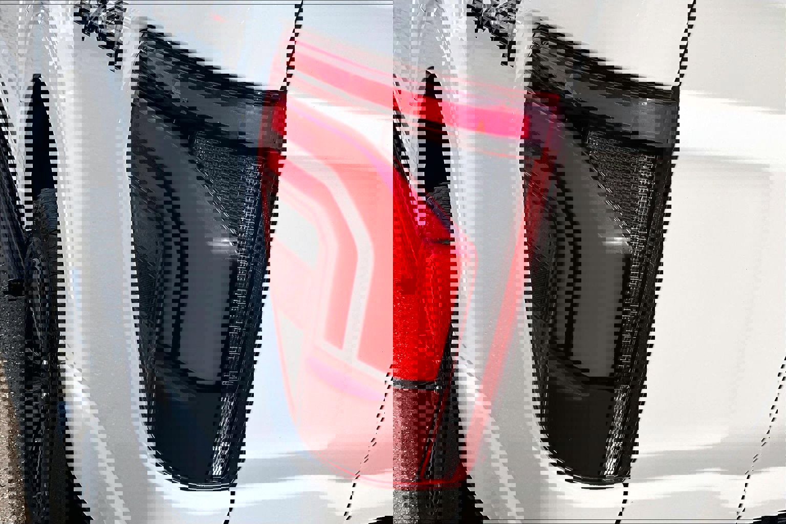 Certified 2025 Ford F150 Platinum w/ Equipment Group 702A High image 31