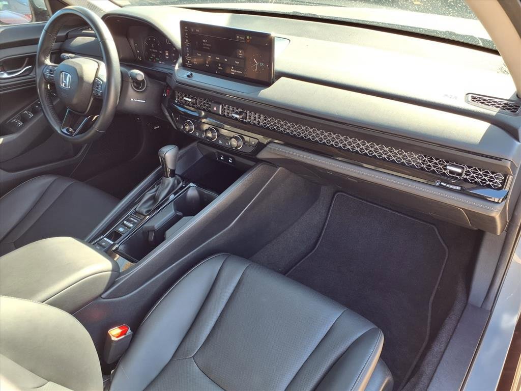 Used 2024 Honda Accord EX-L image 29
