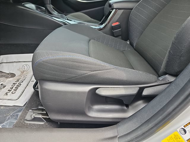 Used 2022 Toyota Corolla SE w/ Carpet Mat Package (TMS) FWD image 16