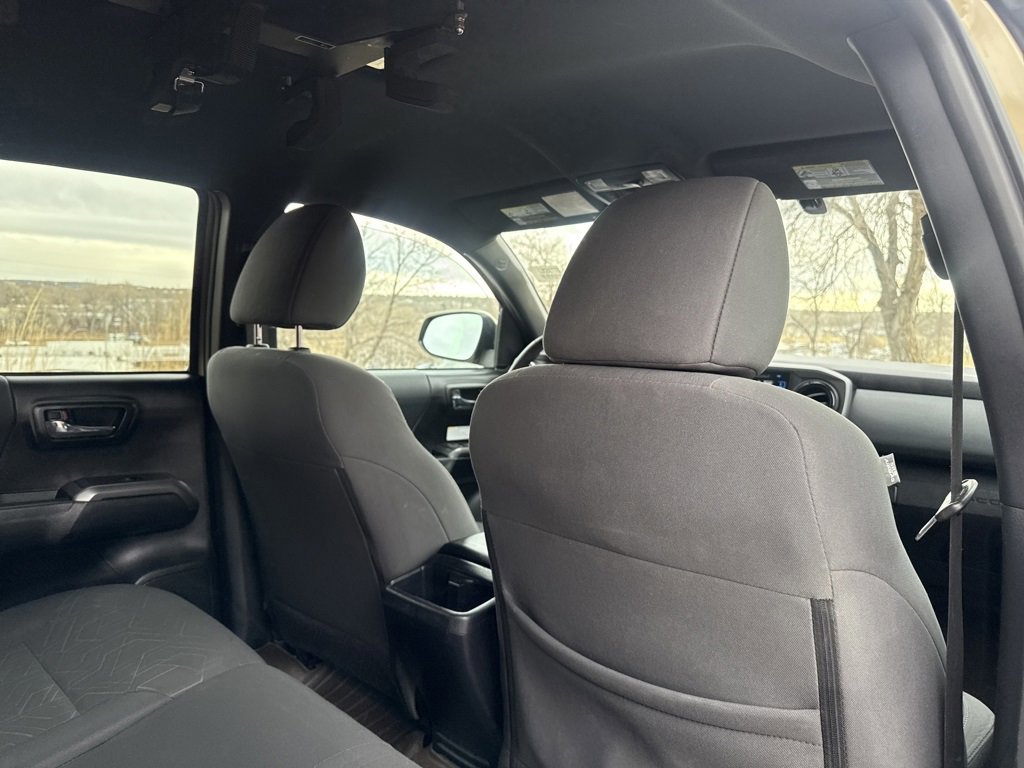 Used 2017 Toyota Tacoma TRD Off-Road image 28