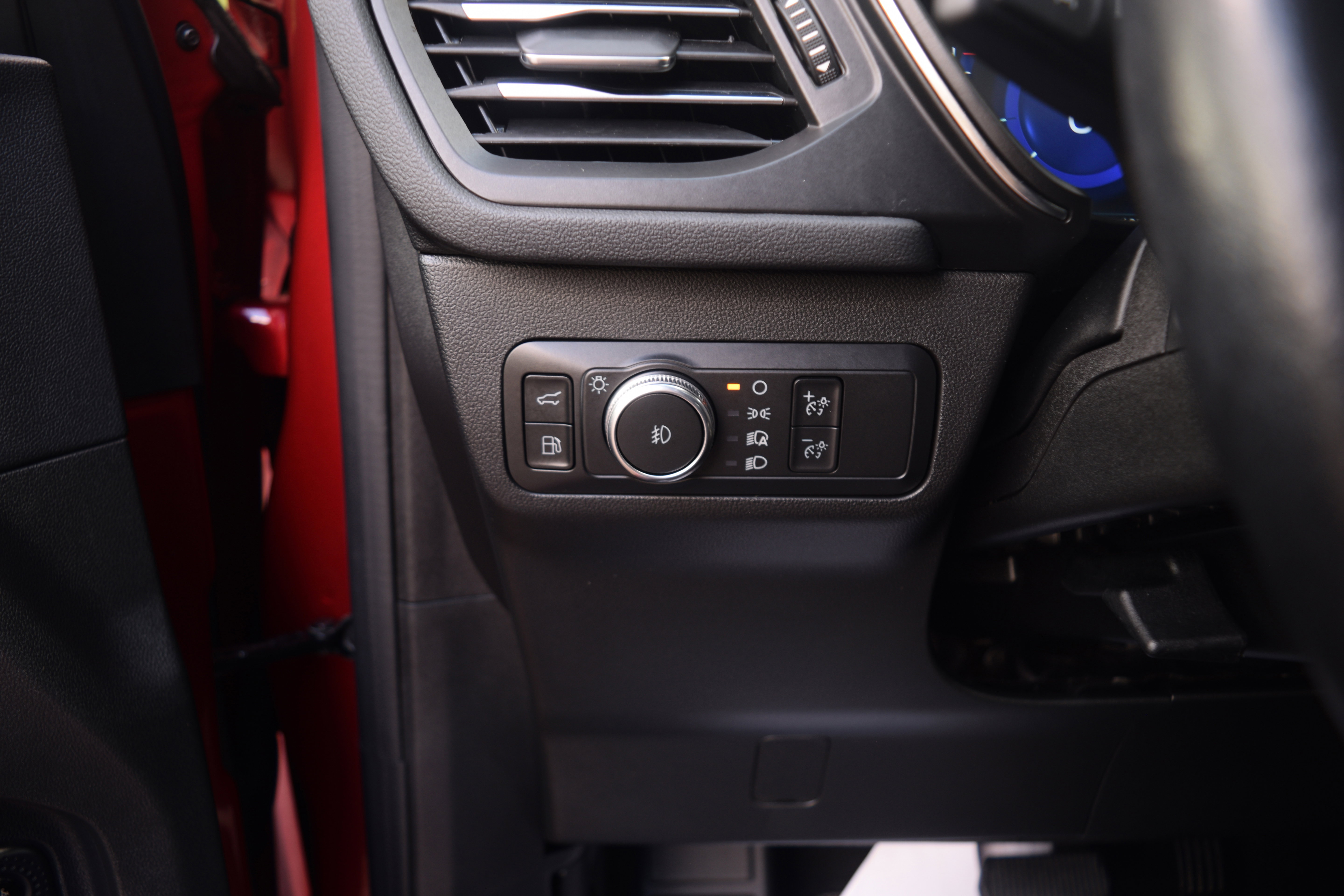 Certified 2022 Ford Escape Titanium w/ Titanium Premium Package image 7