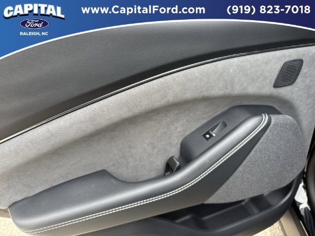 Certified 2025 Ford Mustang Mach-E GT AWD/4WD image 17
