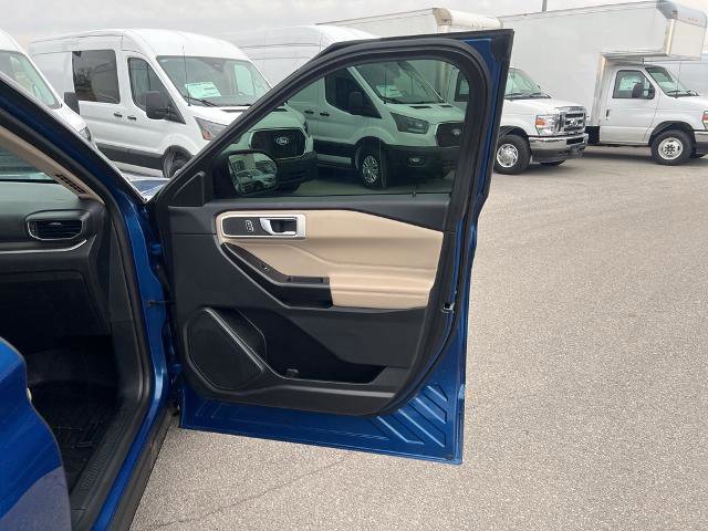 Certified 2020 Ford Explorer XLT w/ Equipment Group 202A image 17