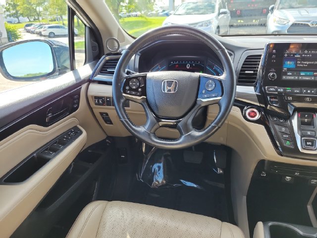 Used 2023 Honda Odyssey Elite image 15