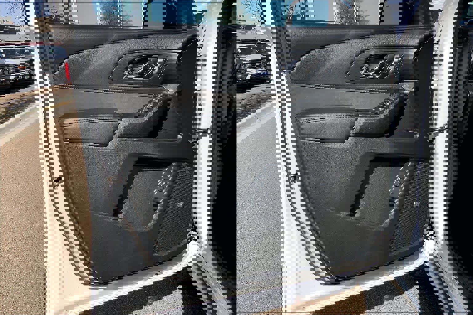 Used 2023 Chevrolet Traverse High Country image 21