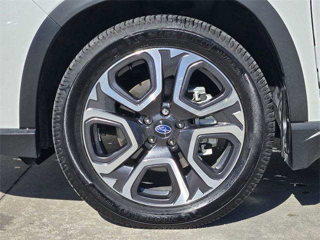 Used 2024 Subaru Ascent Touring image 13