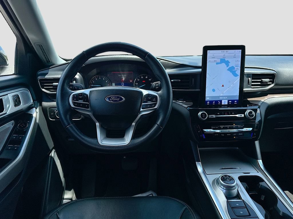 Certified 2023 Ford Explorer Limited w/ Limited Technology Package AWD/4WD image 26