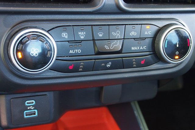 Certified 2024 Ford Maverick XLT w/ XLT Luxury Package FWD image 24