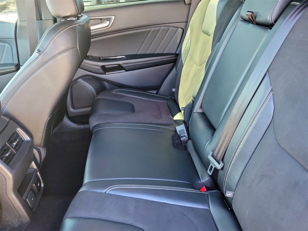 Certified 2020 Ford Edge ST image 12
