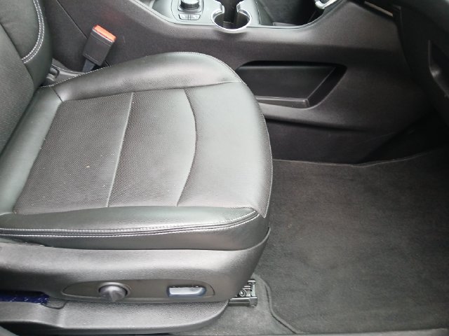 Used 2024 GMC Terrain SLT AWD/4WD image 50