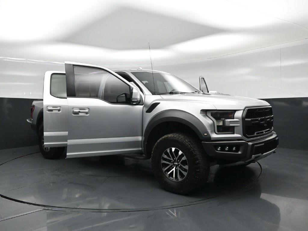 Certified 2019 Ford F150 Raptor w/ Equipment Group 802A Luxury AWD/4WD image 32