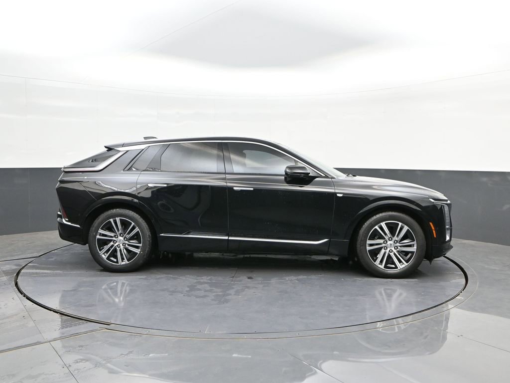 Used 2024 Cadillac Lyriq Luxury w/ LPO, Floor Liner Package RWD image 24
