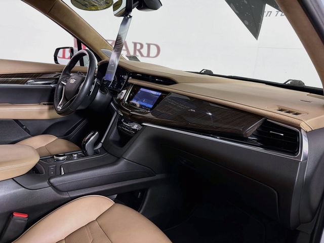 Used 2024 Cadillac XT6 Sport w/ Platinum Package AWD/4WD image 37