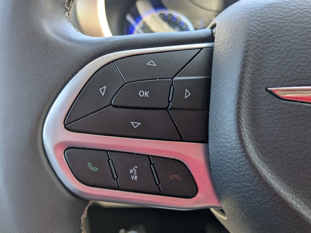 Used 2023 Chrysler Voyager LX FWD image 15