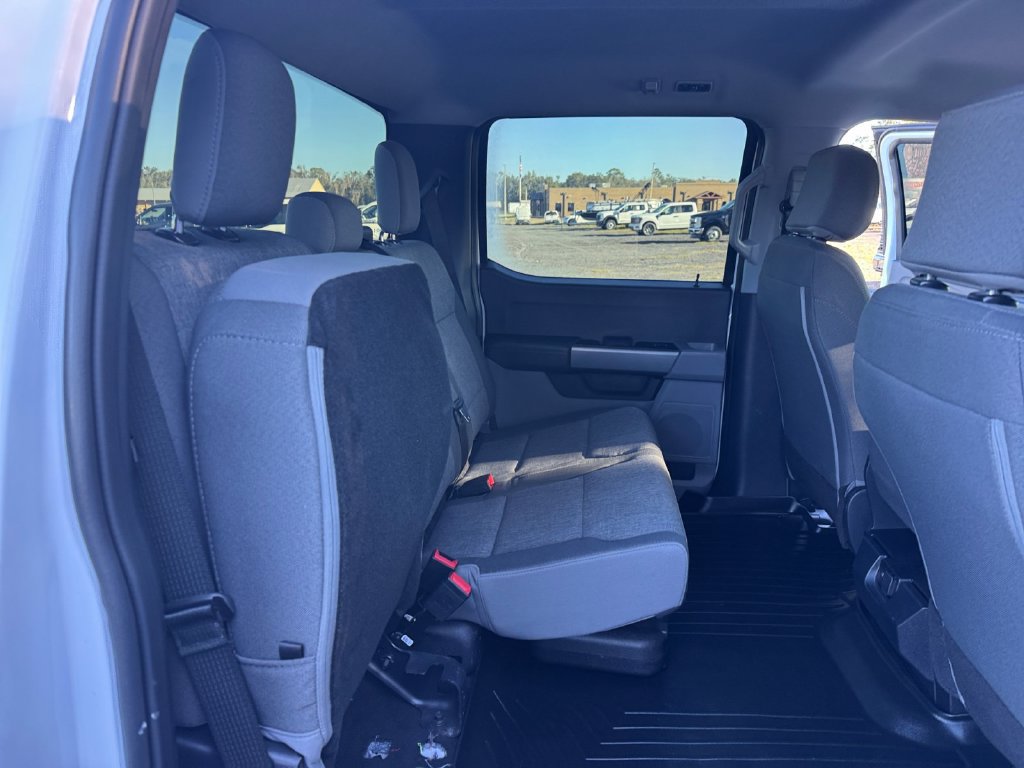 Certified 2025 Ford F250 XL w/ STX Appearance Package AWD/4WD image 31