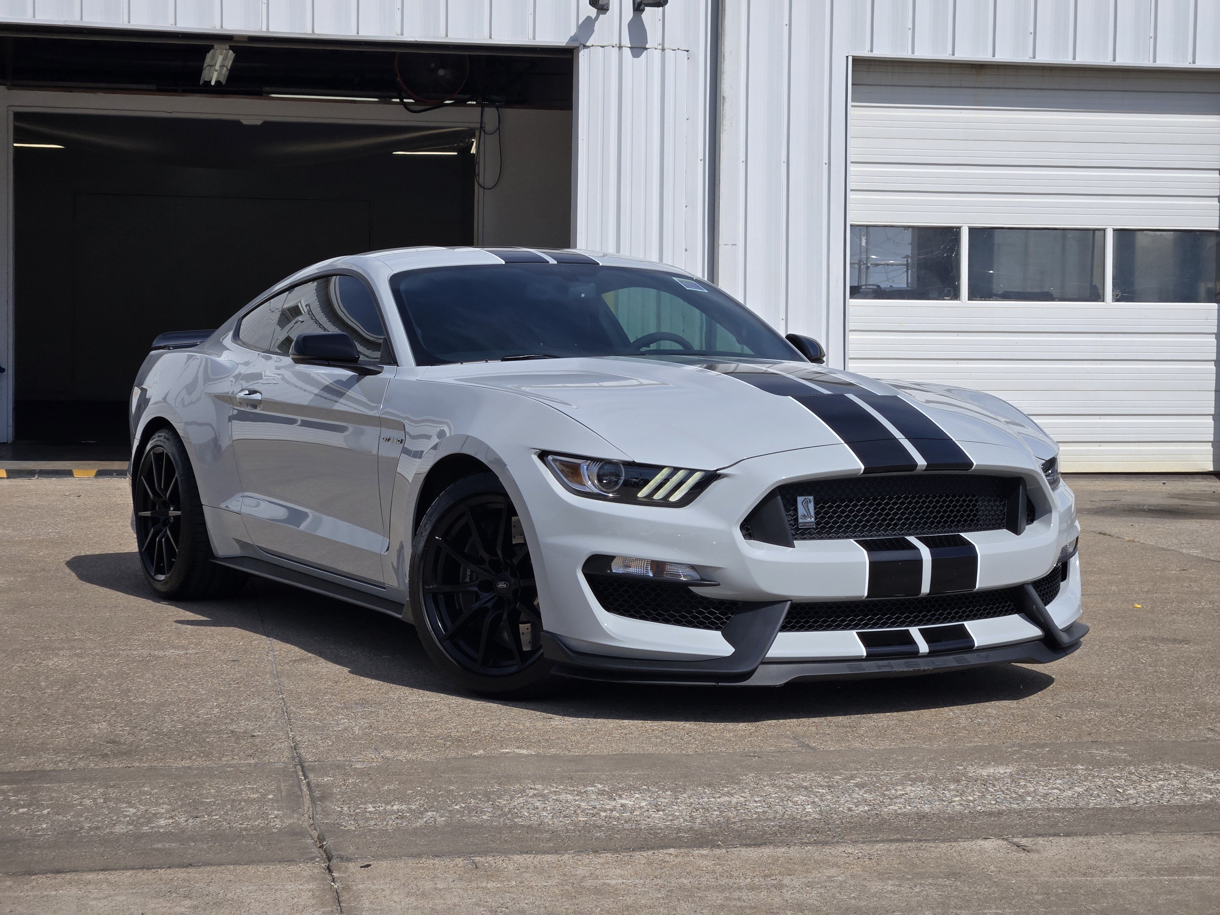 Certified 2017 Ford Mustang Shelby GT350 RWD image 1