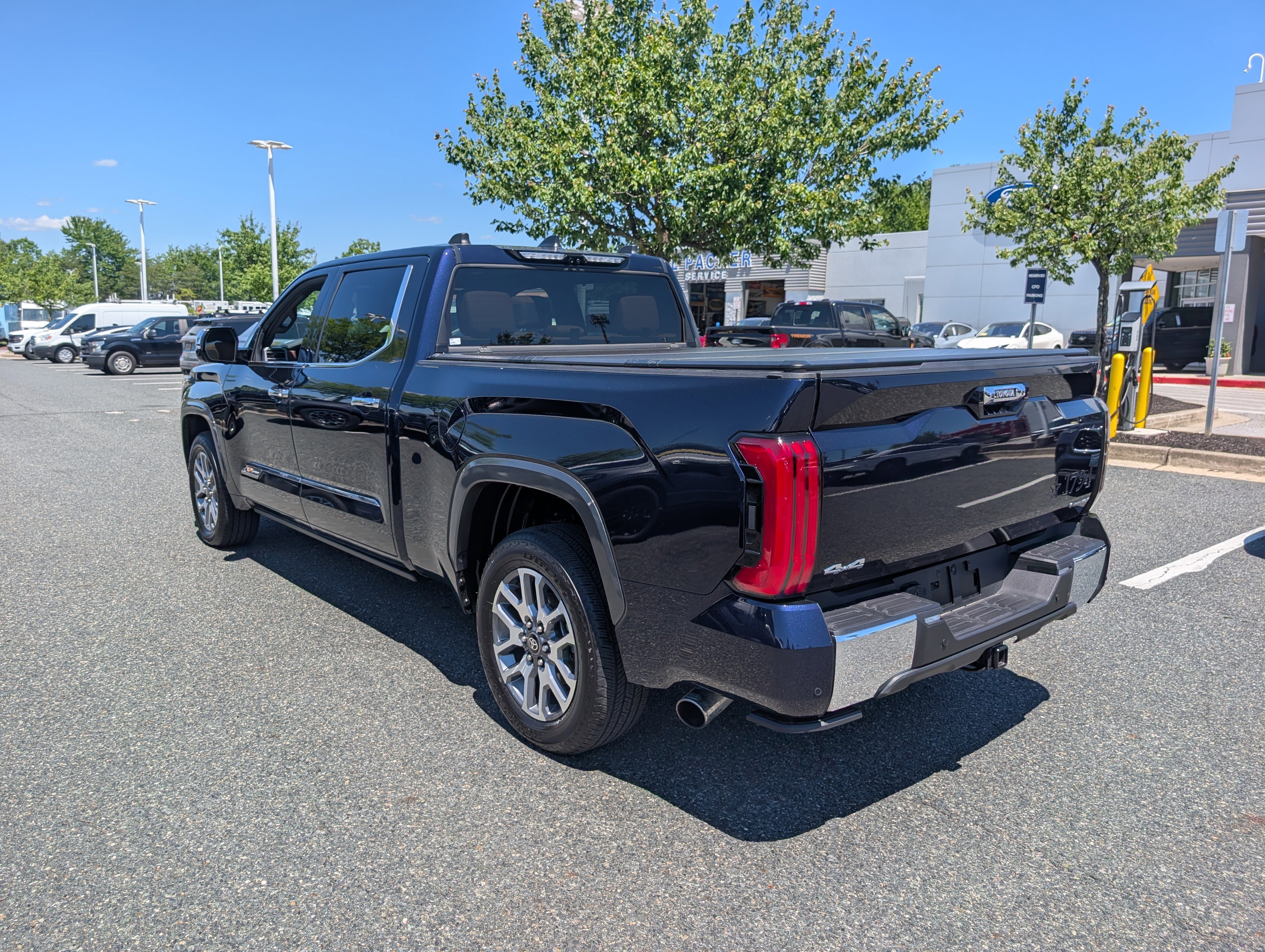 Used 2025 Toyota Tundra 1794 Edition w/ Tow Tech Package AWD/4WD image 5
