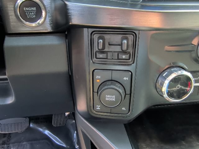 Certified 2024 Ford F250 Lariat w/ Sport Appearance Package AWD/4WD image 25