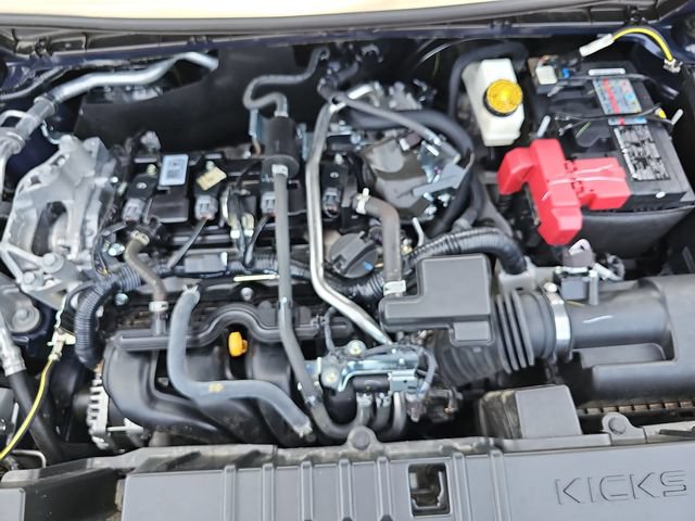 Used 2025 Nissan Kicks SV FWD image 33