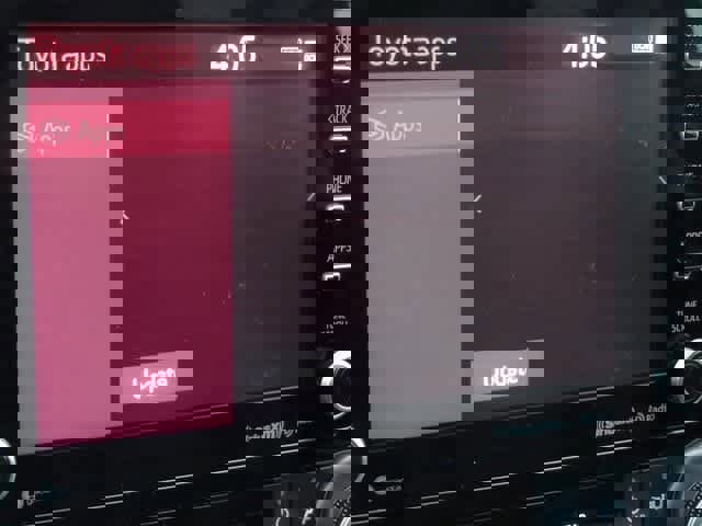 Used 2022 Toyota Highlander XLE image 30